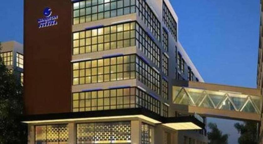 Manhattan Minhang 4*